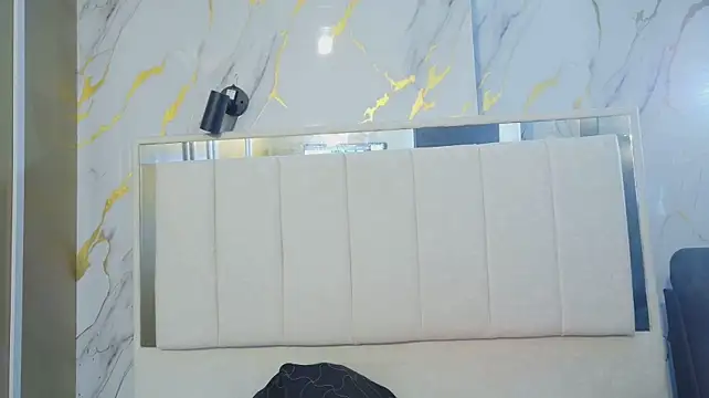 Chat XXX Live adaira31