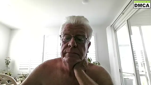 NeoOnSC's Live XXX Chat