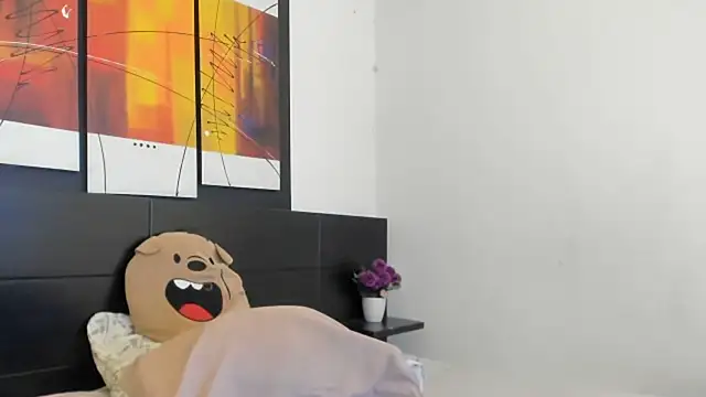 MeganRhyder Show Webcam