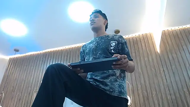 Colby_driscollのウェブカメラショー