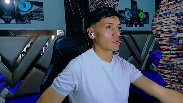 Chat +18 de Aron_Darkx ao vivo