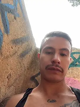DOMINICKVEGAS77's Live XXX Chat