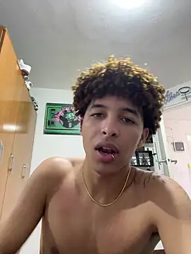 Chat XXX Live ian_smith_