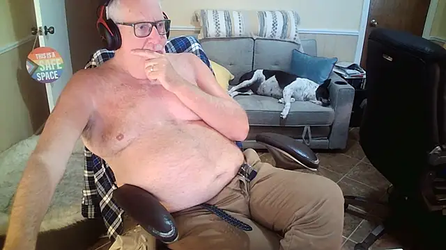Онлайн ч ат XXX superbearboss