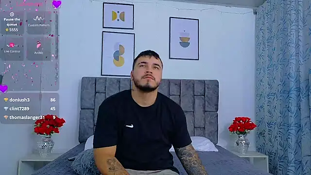 Chatroom XXX en direct de Soffia_Konig_
