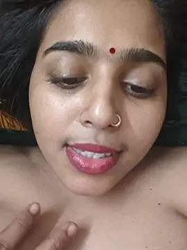 Cute-Simmi69 Webcam Show