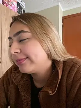 Chat +18 de Miabonnett_ ao vivo
