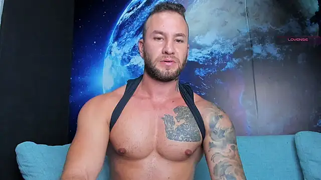 delessandro_world 网络视讯表演