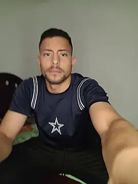 Cris_LaCobra_'s Live XXX Chat