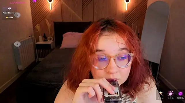 Aleks-casterrr's Live XXX Chat