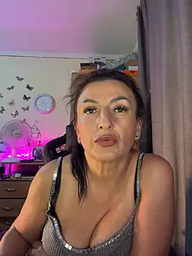 XXX chat uživo modela Hotangel75