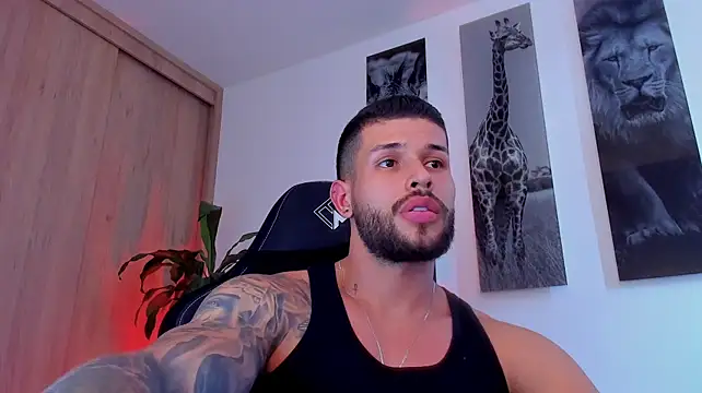 XXX chat uživo modela Santos_ramirez1