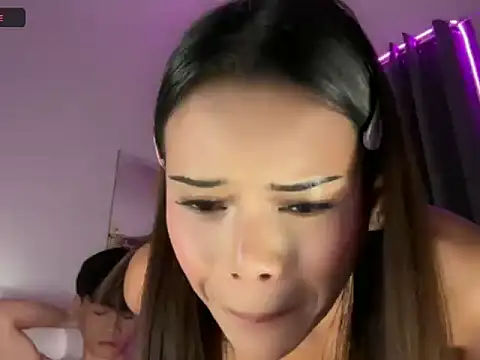 ur_holly_lexie Pertunjukan Webcam