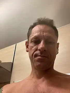 عرض كام Yourhotboy_42