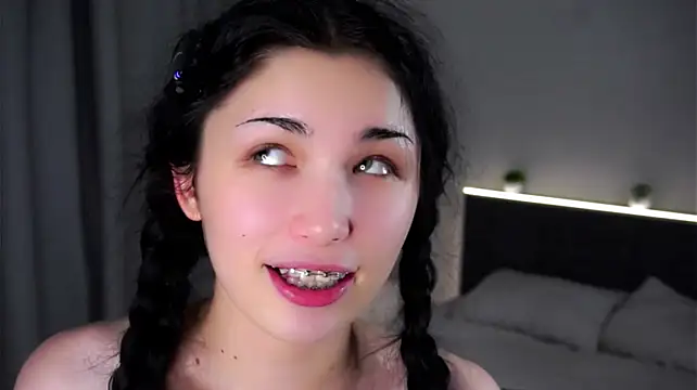 צ'אט XXX בשידור חי של DeeannLaclair