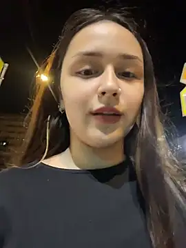 EvelynFly Pertunjukan Webcam
