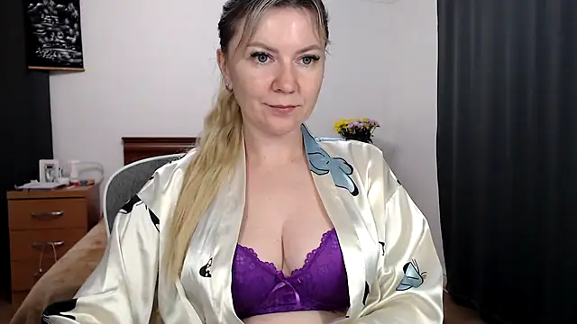 ParadiseAlina – Live XXX-chat