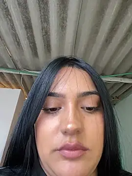 SahanaPrincesss Show in webcam