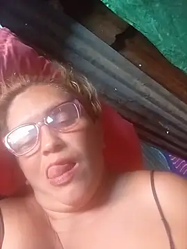 XXX chat uživo modela MOTHER_AND_SON09