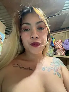 WildStars' Live XXX Chat