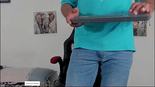 Show modela magnusclark na web-kameri