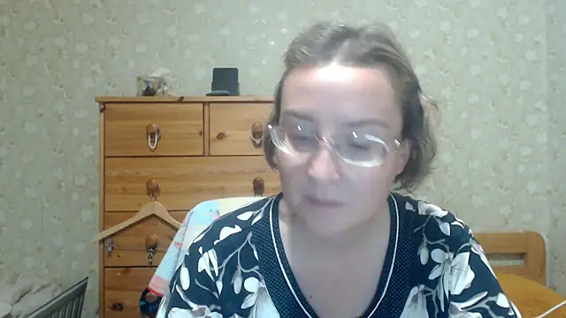 Smart_Rose's Live XXX Chat