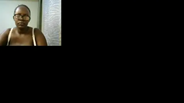 Horny_Larry Live XXX-Chat