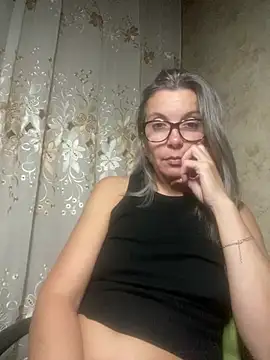 Онлайн чат XXX LianaBlue