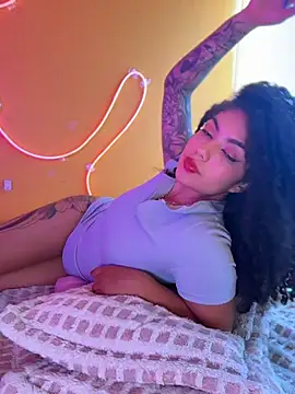 Morenayaa's Live XXX Chat