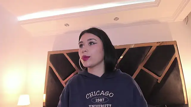 SusanVilla's Live XXX Chat