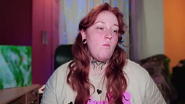 CURVYSAKURA Chat XXX in diretta