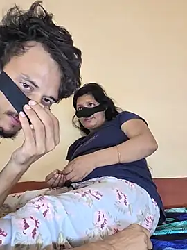 Chat +18 de couplegk71 ao vivo