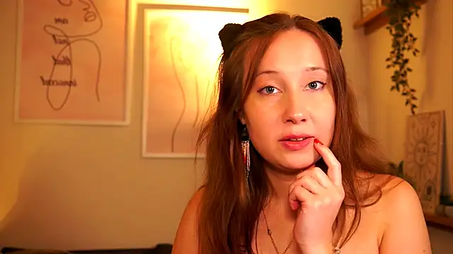 Enchantyy webkamerás műsora