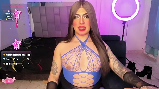 Sophie_whitexxx Show in webcam