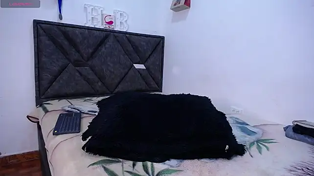 Chat XXX ao vivo de Kael_Nova
