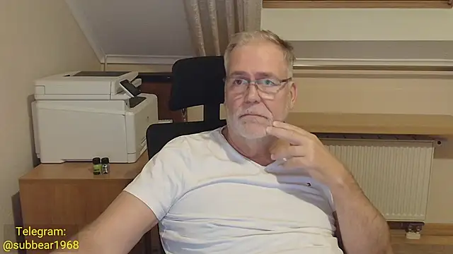 Živý XXX chat subbear1968