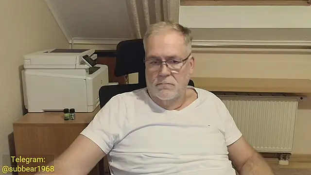 subbear1968 Live XXX Chat