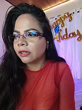 Chatroom XXX en direct de ROUSSE_SINCLAIR