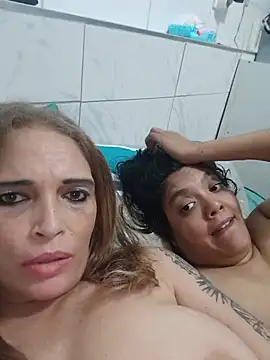 2Juicy_pussy 网络视讯表演