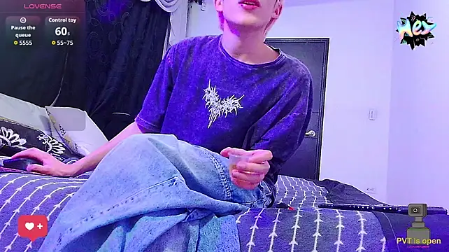 axell_stone_'s Live XXX Chat