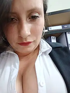 LIA--23 라이브 XXX 채팅