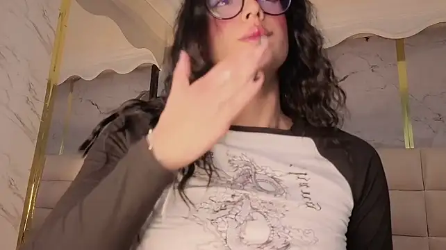 دردشة Princess_Violett الجنسية المباشرة