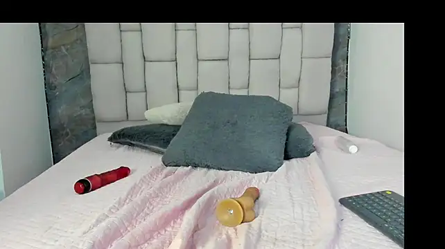 Chatroom XXX en direct de lily_rose1