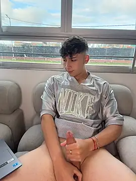 OLIVER_K Live XXX-Chat