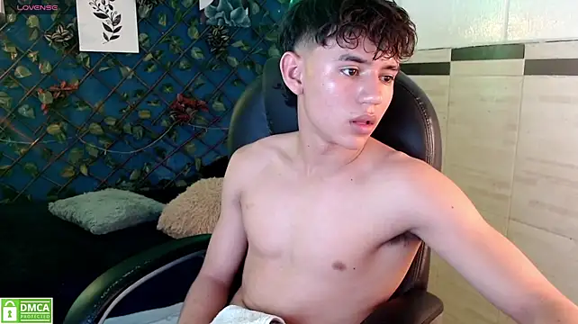 Ryan_grayx 在線直播表演