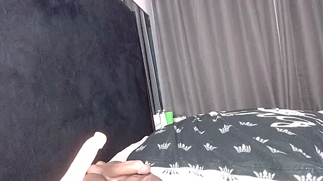 tigger_kitty 在線直播表演