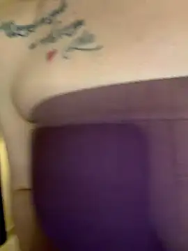 ChloeeCoxx Live XXX Chat