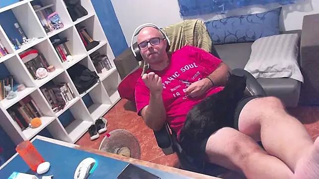 Show de ravingr4d4 na webcam
