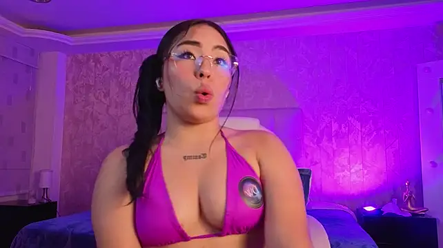 valkyria_12's Live XXX Chat