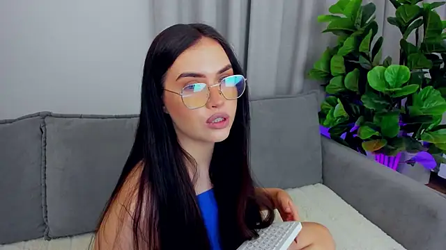 sexyangeloux's Live XXX Chat